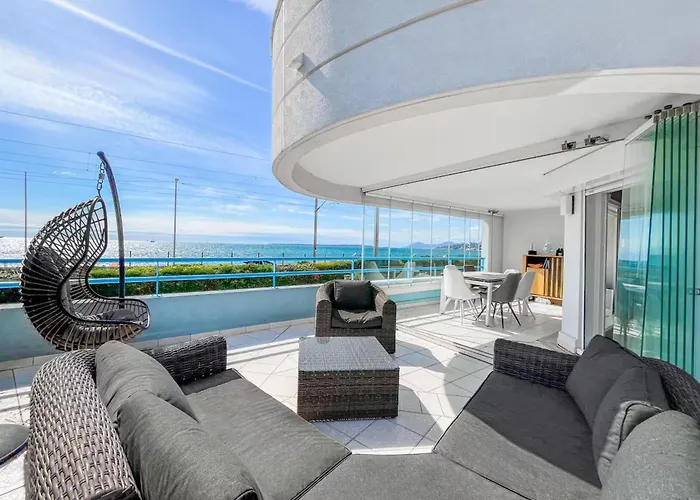 Grand Bleu Front De Magnifique 昂蒂布